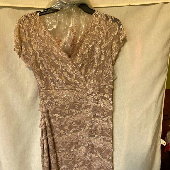 MARINA Dresses & Skirts - Taupe lace with sequins cap sleeve dress